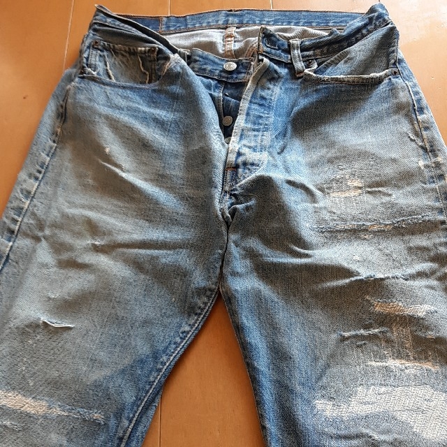 Levi's(リーバイス)のLevis 501 bigE ダメージジンズ  ビンテージ 501xx リペア メンズのパンツ(デニム/ジーンズ)の商品写真