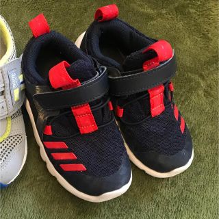 アディダス(adidas)のadidas スニーカー　14.0cm 記名なし　幅広　ネイビー×レッド(スニーカー)