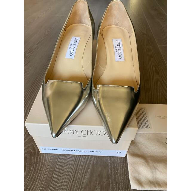 JIMMY CHOO(ジミーチュウ)の値下げ⭐︎ジミーチュウ　パンプス⭐︎シルバー⭐︎JIMMY CHOO レディースの靴/シューズ(ハイヒール/パンプス)の商品写真