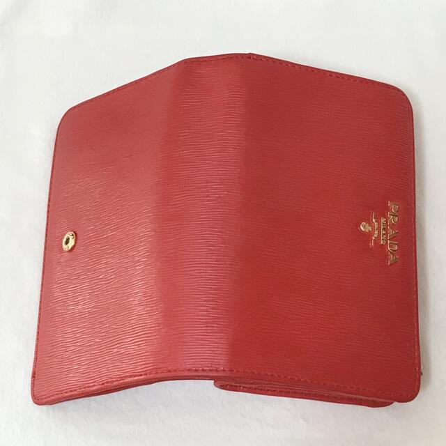 PRADA(プラダ)の【kooooki様専用】✨美品✨ プラダ PRADA 二つ折り 財布 レッド レディースのファッション小物(財布)の商品写真