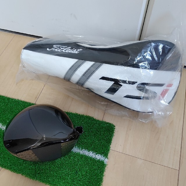 Titleist(タイトリスト)のMasa0181様専用　タイトリスト TSi4 ドライバーヘッド スポーツ/アウトドアのゴルフ(クラブ)の商品写真