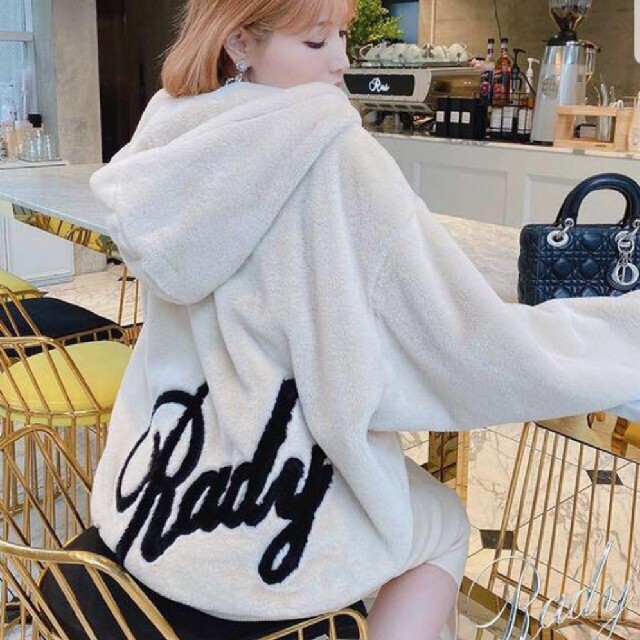 新品♡Rady♡ちびRady ファーフーディ　ブルゾン　パーカー　アウター