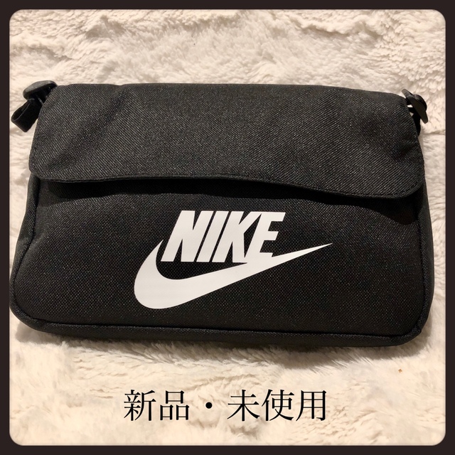 NIKE(ナイキ)の【海外限定】NIKE Futura クロスボディバッグ レディースのバッグ(ショルダーバッグ)の商品写真