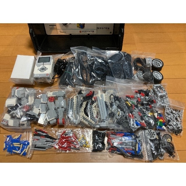 新品正規品 Lego 基本セット2セット分+充電器付+マニュアルの