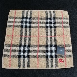 バーバリー(BURBERRY)のBURBERRYタオルハンカチ ノバチェック キャメル(ハンカチ)