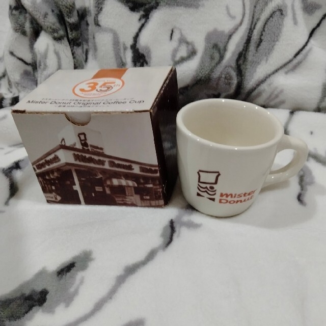 ミスド　ミスタードーナツ　オリジナルコーヒーカップ　35周年記念　マグカップ インテリア/住まい/日用品のキッチン/食器(グラス/カップ)の商品写真