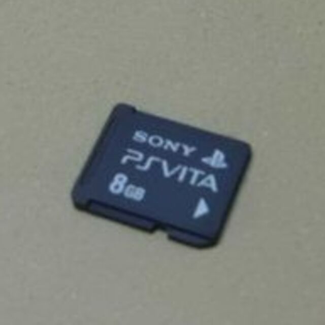 PlayStation Vita(プレイステーションヴィータ)のPSVITA 8GBメモリーカード エンタメ/ホビーのゲームソフト/ゲーム機本体(その他)の商品写真
