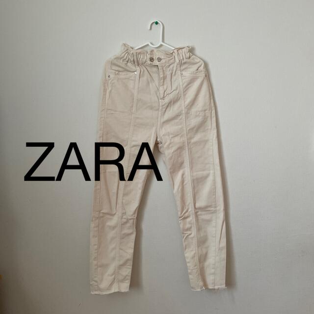 ZARA(ザラ)のZARAホワイトデニム レディースのパンツ(デニム/ジーンズ)の商品写真