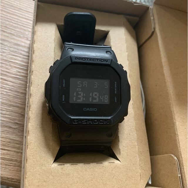 G-SHOCK(ジーショック)の[カシオ] 腕時計 ジーショック DW-5600BB-1JF ブラック メンズの時計(腕時計(デジタル))の商品写真
