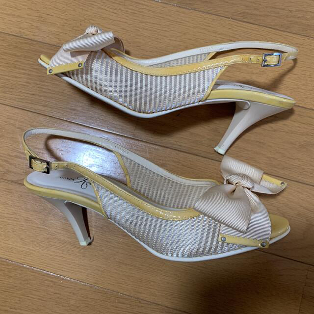 GINZA Kanematsu(ギンザカネマツ)の銀座かねまつ　イエロー　サンダル　24.5 D レディースの靴/シューズ(サンダル)の商品写真