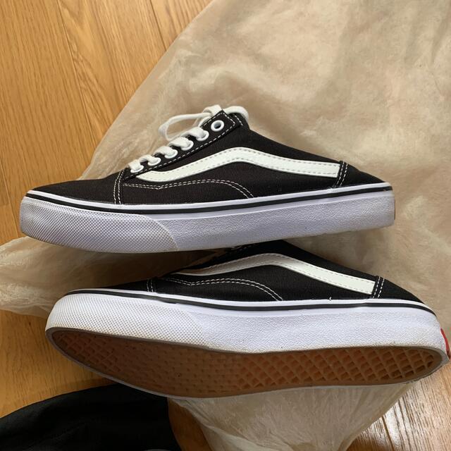 VANS(ヴァンズ)のレディーススニーカー レディースの靴/シューズ(スリッポン/モカシン)の商品写真