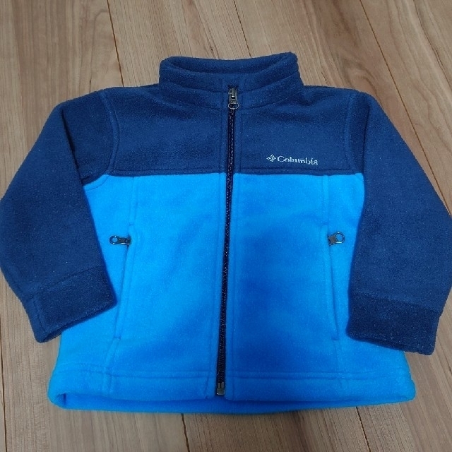 Columbia(コロンビア)のColumbia　フリース　2T キッズ/ベビー/マタニティのキッズ服男の子用(90cm~)(ジャケット/上着)の商品写真