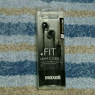 ヒタチ(日立)のリモコンマイク 高音質【新品 激安】maxell カナル型イヤホン ブラック(ヘッドフォン/イヤフォン)