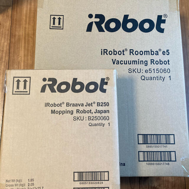 【返品送料無料】 iRobot - 新品未開封 &ブラーバジェット250 ルンバe5 掃除機