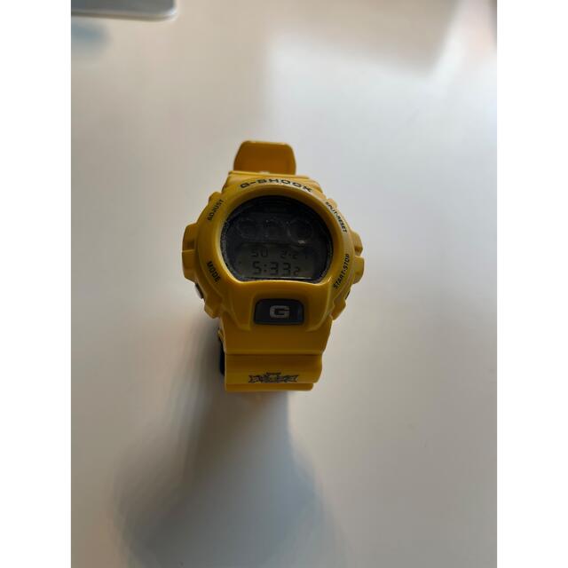 G-SHOCK(ジーショック)のCASIO G-SHOCK FOX FIRE DW 6900 クォーツイエロー メンズの時計(腕時計(デジタル))の商品写真
