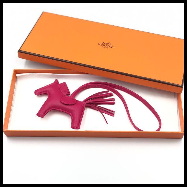 お値引きしました???? HERMES ロデオ PM ローズメキシコ - バッグチャーム