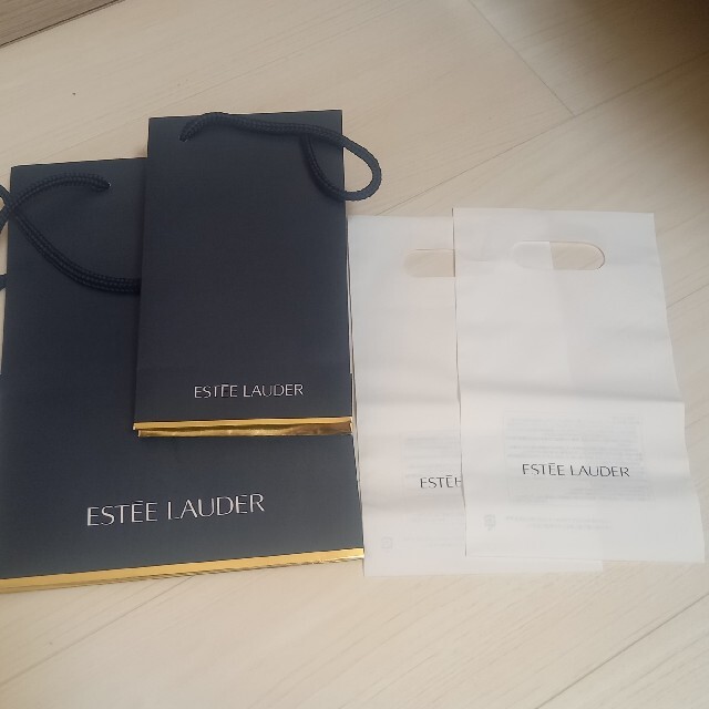 Estee Lauder(エスティローダー)のESTEE LAUDER ショップバック レディースのバッグ(ショップ袋)の商品写真