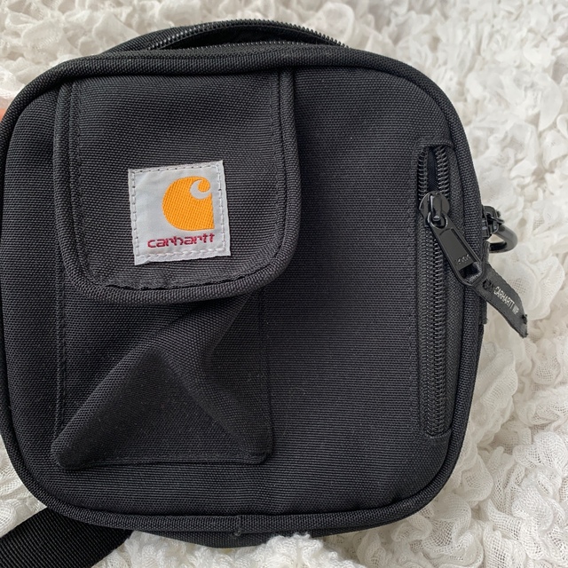 carhartt(カーハート)のカーハートバッグ メンズのバッグ(ショルダーバッグ)の商品写真