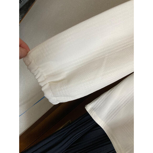 卒業式・入学式　ノアンヌ　白ブラウス5L紺プリーツスカート4L レディースのフォーマル/ドレス(スーツ)の商品写真