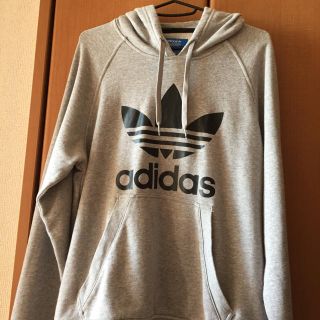 アディダス(adidas)のアディダス オリジナルス 黒スキニー(パーカー)