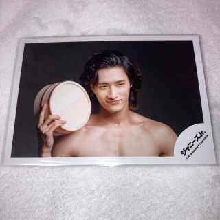 【28】公式写真 岩本照 少年たち 桶 公式写真(アイドルグッズ)