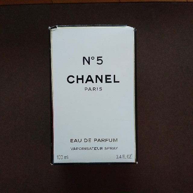 【CHANEL Nº5】オードパルファムスプレー　100ml