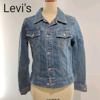 リーバイス(Levi's)のLevi's　リーバイス　ラインストーンつきデニムジャケット(Gジャン/デニムジャケット)