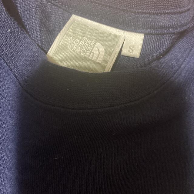 THE NORTH FACE(ザノースフェイス)のノースフェイス　ロンT  ネイビー レディースのトップス(Tシャツ(長袖/七分))の商品写真