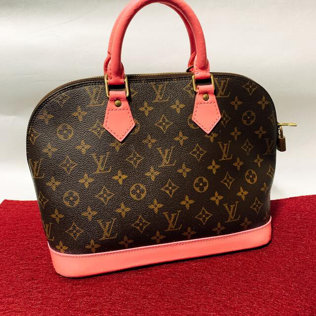 LOUIS VUITTON(ルイヴィトン)のルイヴィトン　アルマ　M51130 モノグラム　バッグ　ピンク　レディース　美品 レディースのバッグ(ハンドバッグ)の商品写真