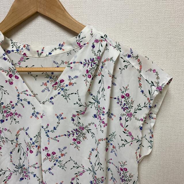 ViS(ヴィス)の花柄ブラウス/ノースリーブ レディースのトップス(シャツ/ブラウス(半袖/袖なし))の商品写真