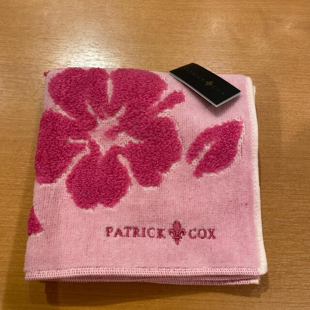 PATRICK COX(パトリックコックス)のパトリックコックスタオルハンカチピンク レディースのファッション小物(ハンカチ)の商品写真