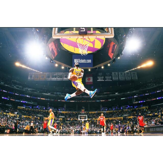 XL Warren Lotas Lebron Lakers Hoodie メンズのトップス(パーカー)の商品写真