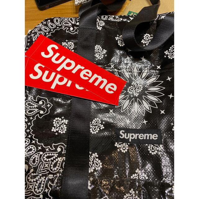 Supreme(シュプリーム)の【tamachan様専用】Supreme Bandana Trap small  メンズのバッグ(ボストンバッグ)の商品写真