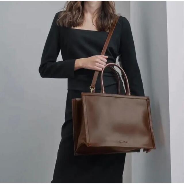 Charles & keith ラージダブルハンドル トートバッグ　ハンドバッグ