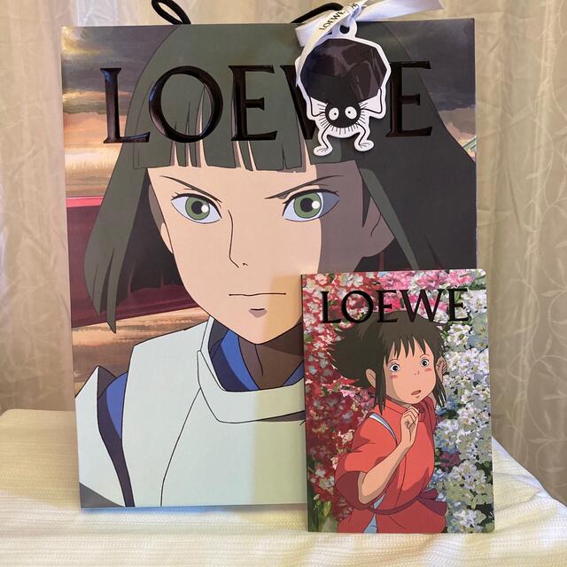 LOEWE(ロエベ)の新品未使用★LOEWE×千と千尋コラボ　ハク/ショッパー　千尋/ノート インテリア/住まい/日用品の文房具(ノート/メモ帳/ふせん)の商品写真