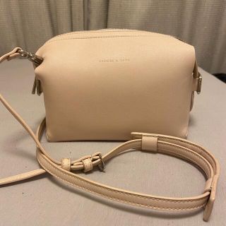 チャールズアンドキース(Charles and Keith)のCHARLES&KEITH ショルダーバッグ/ピンク(ショルダーバッグ)