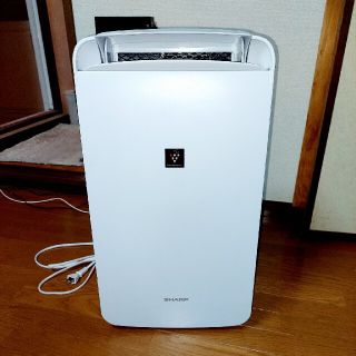 SHARP 冷風・衣類乾燥除湿機 CM-L100-W 2020年製 - 衣類乾燥機