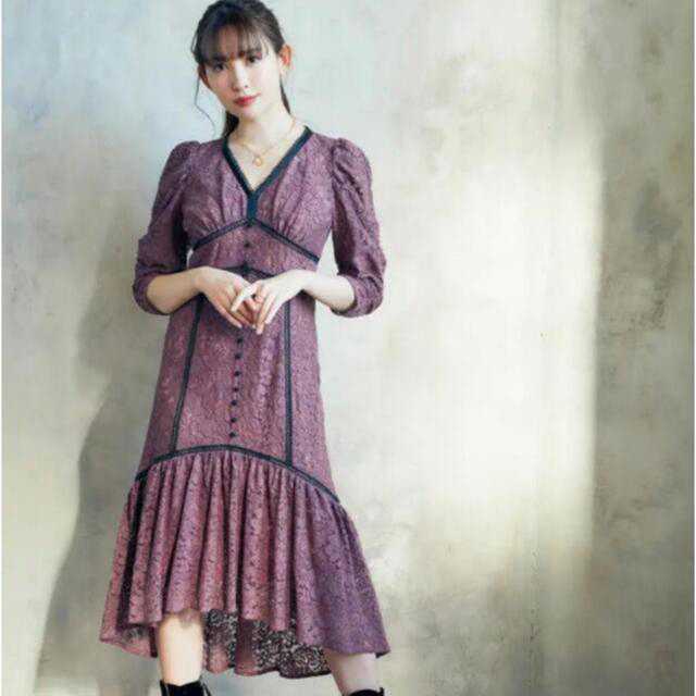 Her lip to(ハーリップトゥ)のherlipto Cord Lace Trimmed Midi Dress レディースのワンピース(ひざ丈ワンピース)の商品写真