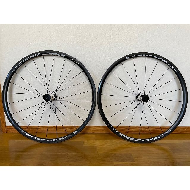 DT Swiss - RC28 Spline カーボンクリンチャーロードホイール