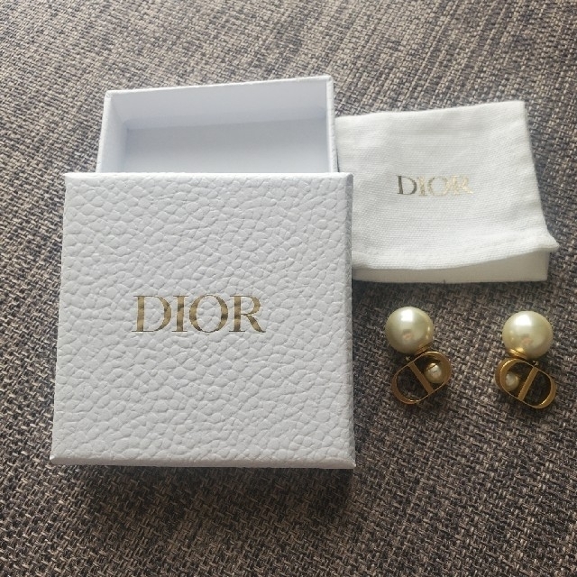 Dior　ピアス