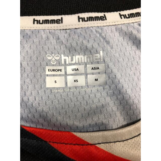 hummel(ヒュンメル)のエバートン　21-22プレマッチジャージS スポーツ/アウトドアのサッカー/フットサル(ウェア)の商品写真