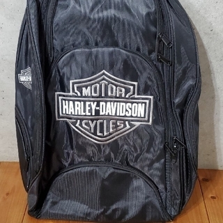 ハーレーダビッドソン(Harley Davidson)のヘルメット バッグ バイク用 リュック ロゴ 刺繍入り 防撥水仕様 グレー(バッグパック/リュック)