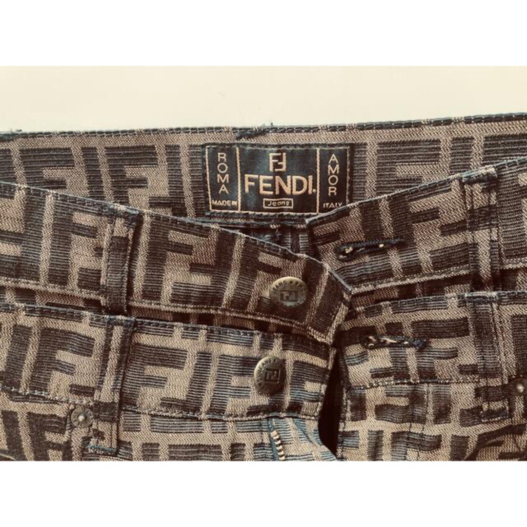 FENDI   ◇期間限定価格◇《wベルト》付けます FENDI ズッカ柄 パンツ