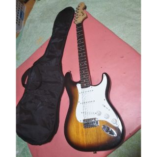 フェンダー(Fender)のSQUIERストラトキャスターAffinityシリーズ(エレキギター)