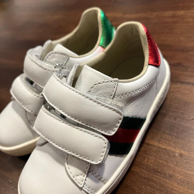 Gucci(グッチ)のGUCCI キッズスニーカー 14cm(22.13.9cm) キッズ/ベビー/マタニティのベビー靴/シューズ(~14cm)(スニーカー)の商品写真