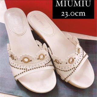 ミュウミュウ(miumiu)の白浅様専用 ミュウミュウ ミュール サンダル(ミュール)