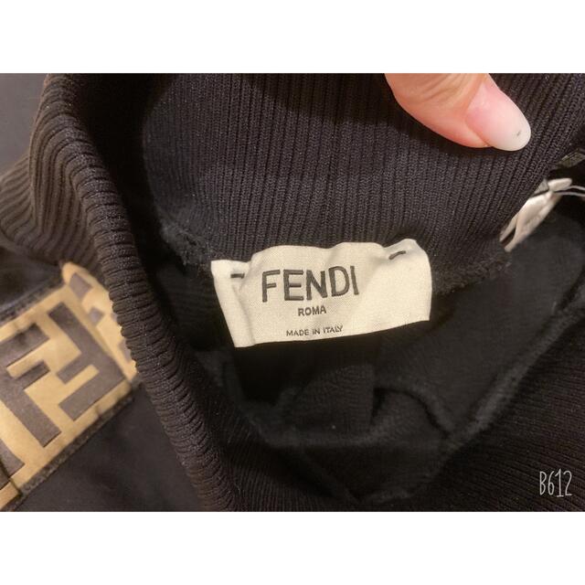 FENDI(フェンディ)のFENDI 専用 レディースのパンツ(カジュアルパンツ)の商品写真