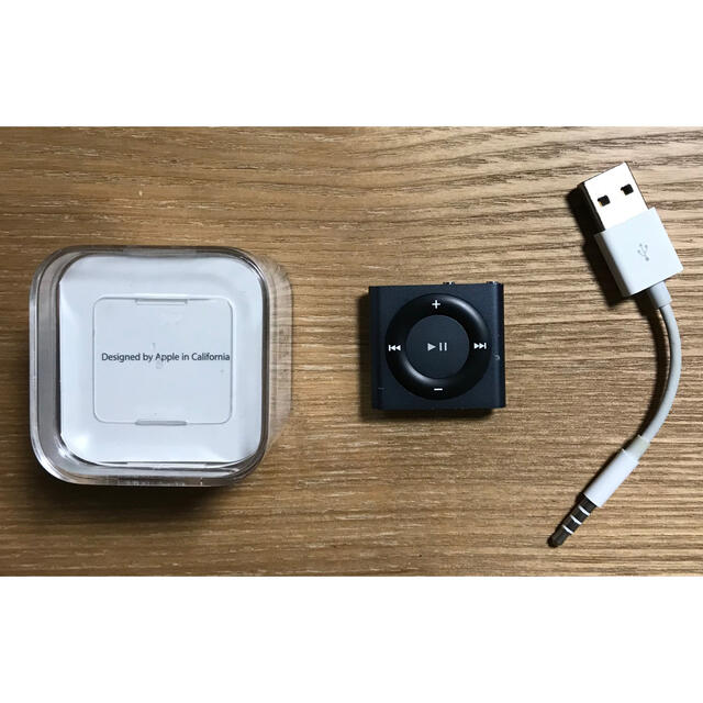 iPod(アイポッド)のapple iPod shuffle第四世代 黒 中古 外箱付 スマホ/家電/カメラのオーディオ機器(ポータブルプレーヤー)の商品写真
