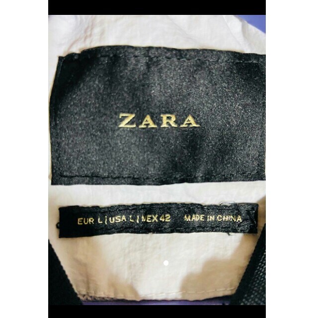 ZARA(ザラ)のジヨン♥即完売♥ZARALA♥テープロゴ×MA1♥ OY  ESC  fr2 メンズのジャケット/アウター(ナイロンジャケット)の商品写真