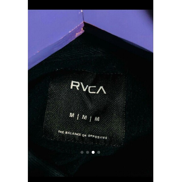 RVCA(ルーカ)のパリス・ヒルトン♥激レア♥RVCA♥ミニロゴ♥パーカー♥ DIESEL  RH メンズのトップス(パーカー)の商品写真